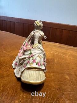 Beautiful Antique 18th Century Niderviller France Figurine