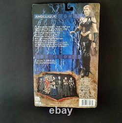 Hellraiser Series 2 Angelique PVC Figure 1cm Neca